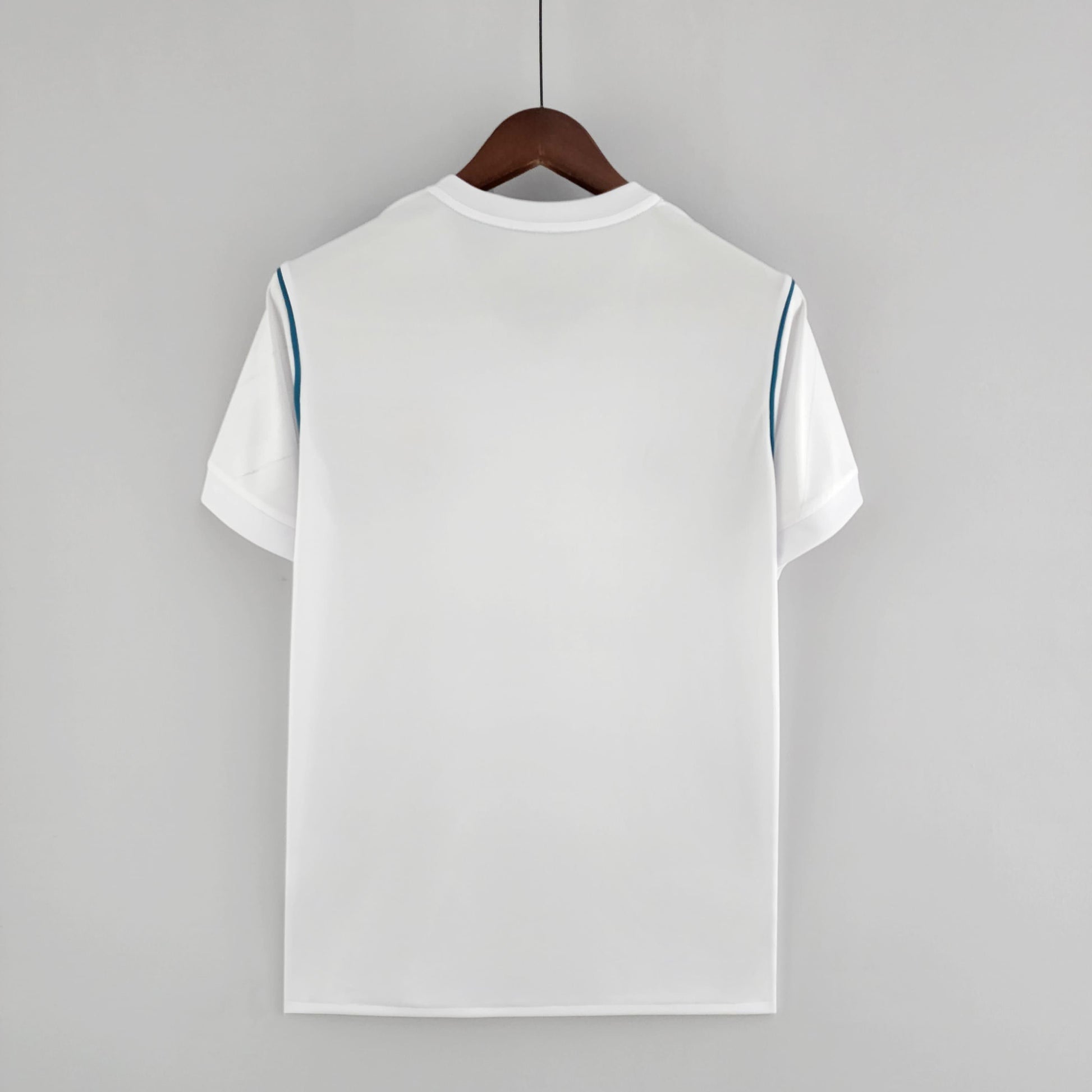 Camisa Retrô Real Madrid 2017/18 Home - ResPeita Sports