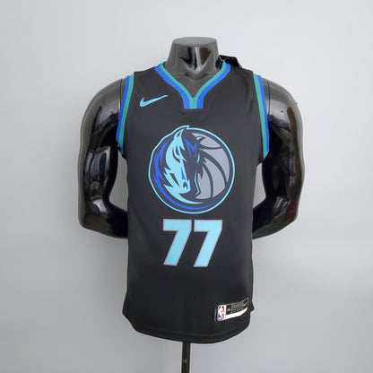 Regata NBA Dallas Mavericks - Doncic #77 Big Bull Head Black