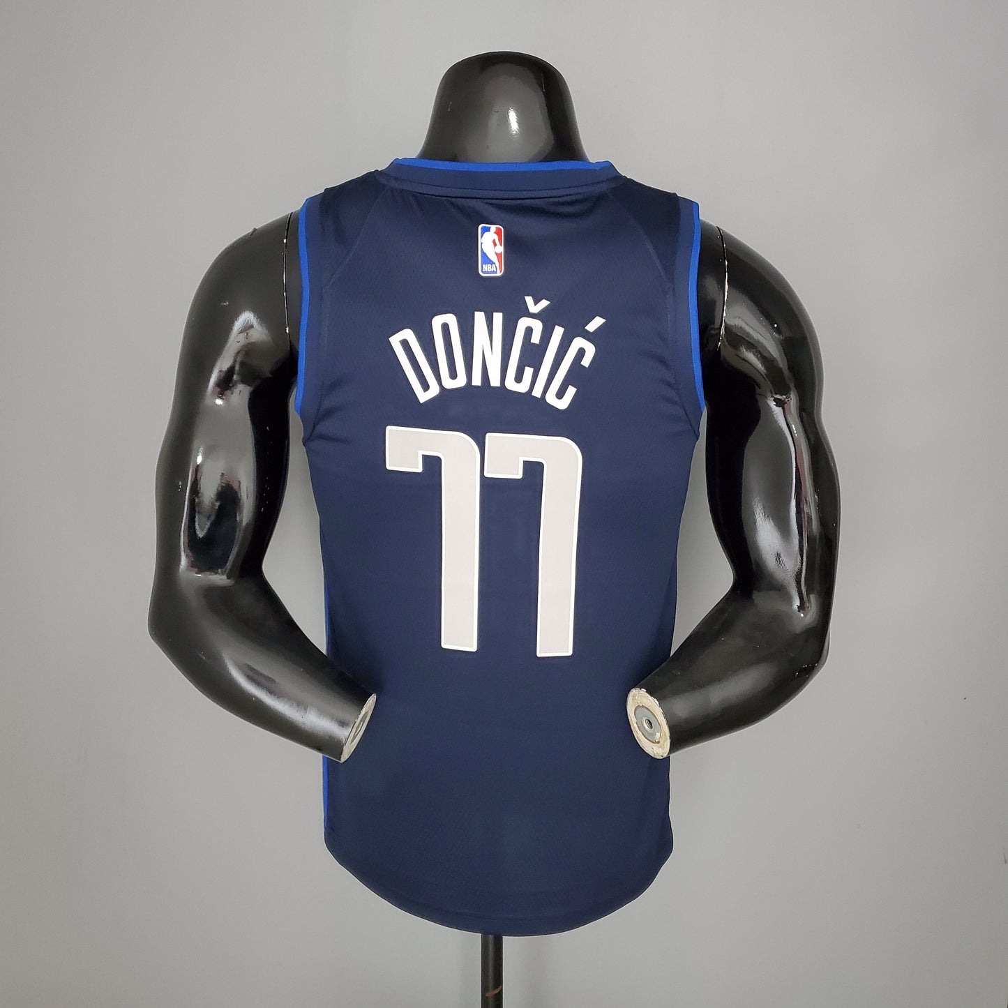 Regata NBA Dallas Mavericks - Doncic #77 Lone Ranger Iceberg Edition